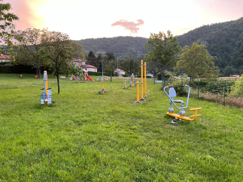 Aire de Fitness Extérieure Herkules Fitness à Saint-Paul-En-Cornillon