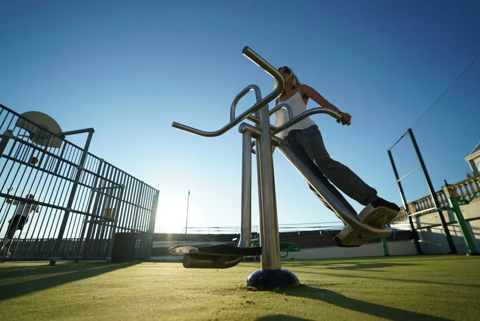 fitness extérieur en zone côtière