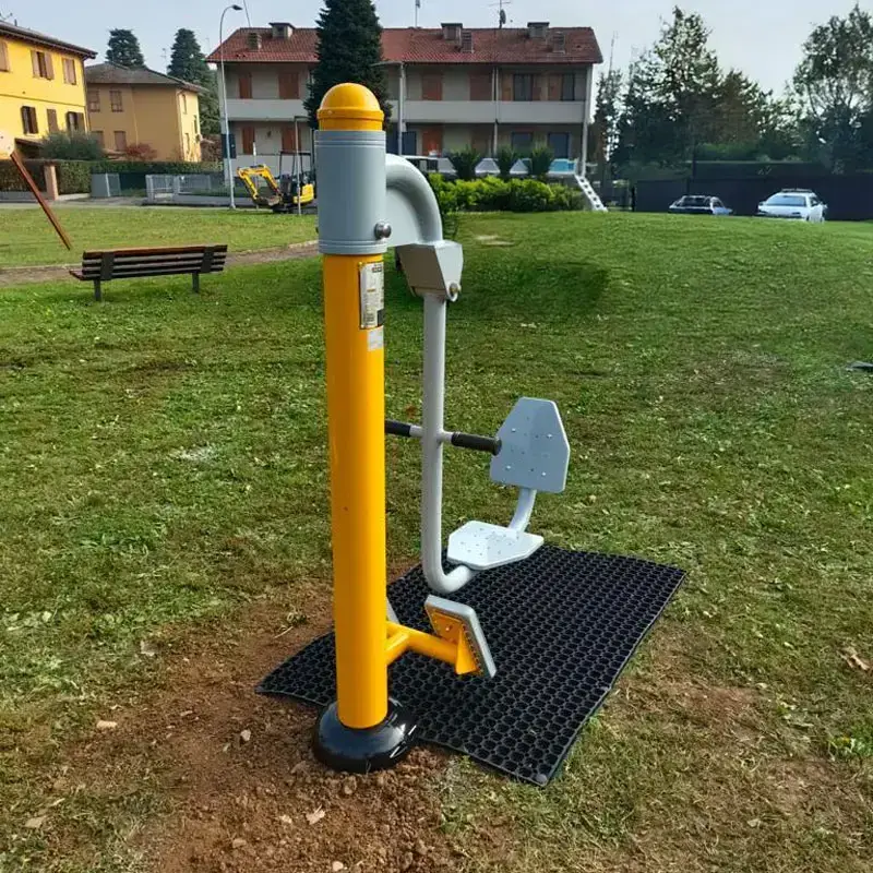 prasa do nóg herkules sprzęt fitness na zewnątrz