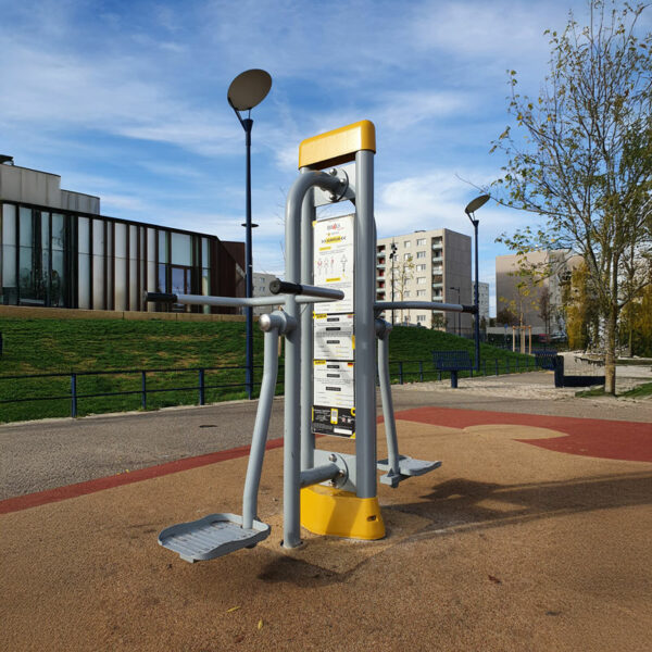 station de fitness extérieure surfeur double herkules