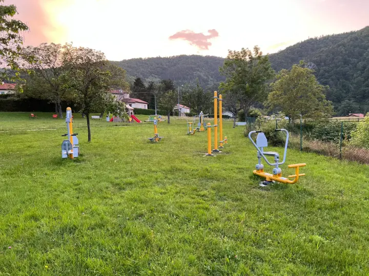 Outdoor Fitness in Saint-Paul-en-Cornillon: A Modern Space for a Complete Outdoor Workout